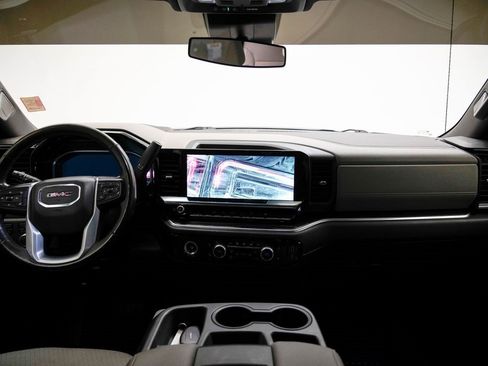 Used 2022 GMC Sierra 1500 SLE image 26