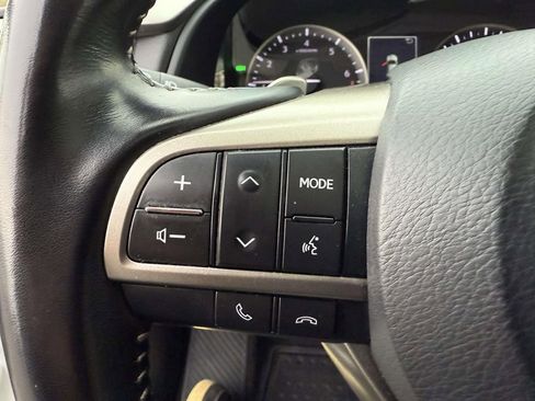 Used 2021 Lexus RX 350L Premium w/ Premium Package image 22