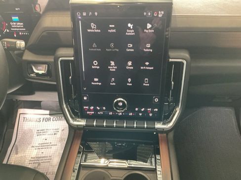 Certified 2026 GMC Yukon XL Denali w/ Sun & Power Step Package AWD/4WD image 14