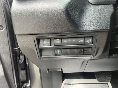Used 2025 Toyota Tundra SR5 AWD/4WD image 30