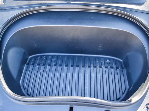 Used 2025 Tesla Model 3 Long Range image 22