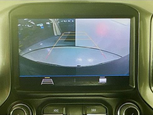 Used 2021 Chevrolet Silverado 1500 RST image 14