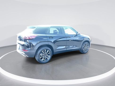 New 2025 Chevrolet TrailBlazer ACTIV w/ Convenience Package FWD image 8