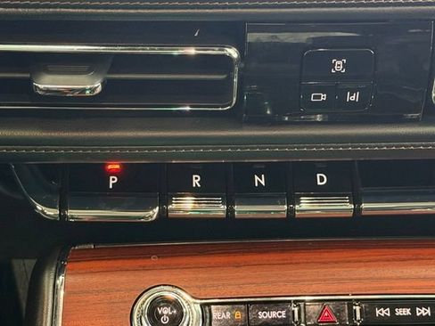 Used 2021 Lincoln Aviator Reserve w/ Elements Package Plus AWD/4WD image 20