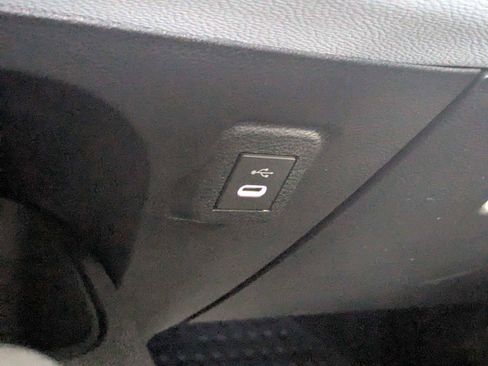 Used 2026 Toyota Corolla SE FWD image 23