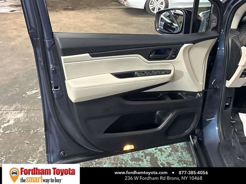 Used 2025 Honda Odyssey EX-L image 13