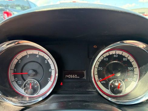 Used 2018 Dodge Grand Caravan SXT FWD image 29