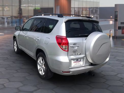 Used 2006 Toyota RAV4 Limited AWD/4WD image 9