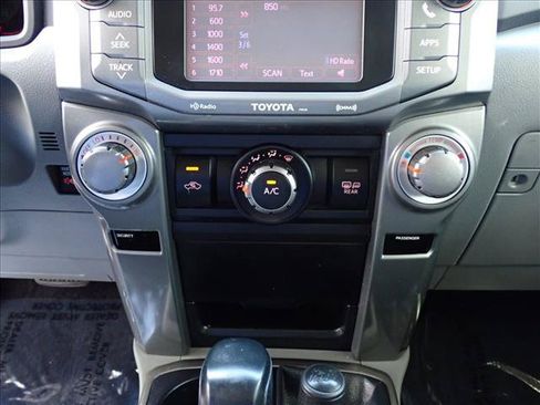 Used 2012 Toyota 4Runner Trail AWD/4WD image 19