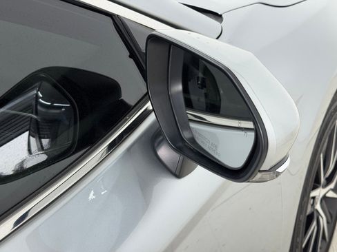 Used 2024 Toyota Camry SE w/ Convenience Package image 21