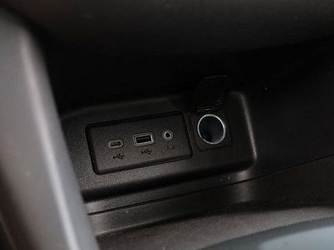 Used 2021 Chevrolet Equinox LT FWD image 14