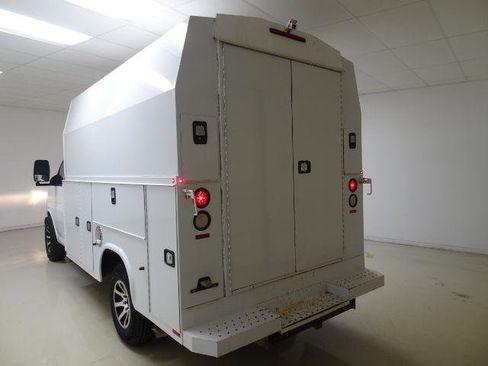 Used 2014 GMC Savana 3500 image 4