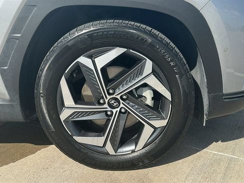 Used 2022 Hyundai Tucson Limited FWD image 16