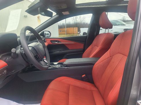 Used 2026 Toyota Camry XSE w/ Premium Plus Package image 16