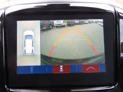 Used 2019 Chevrolet Traverse LT w/ LT Premium Package image 30