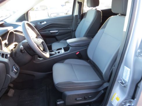 Used 2017 Ford Escape SE w/ SE Cold Weather Package image 14