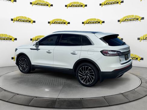 Used 2020 Lincoln Nautilus Reserve AWD/4WD image 3