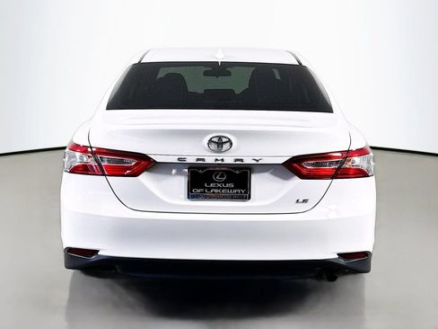 Used 2020 Toyota Camry LE FWD image 6
