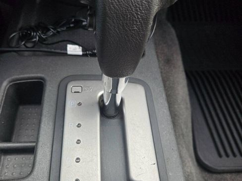 Used 2014 Nissan Frontier PRO-4X AWD/4WD image 22