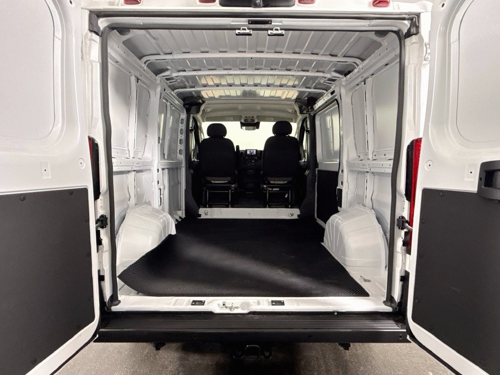 Used 2024 RAM ProMaster 1500 w/ Safety Group FWD image 31