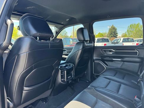 Used 2019 RAM 1500 Laramie w/ Sport Appearance Package AWD/4WD image 12