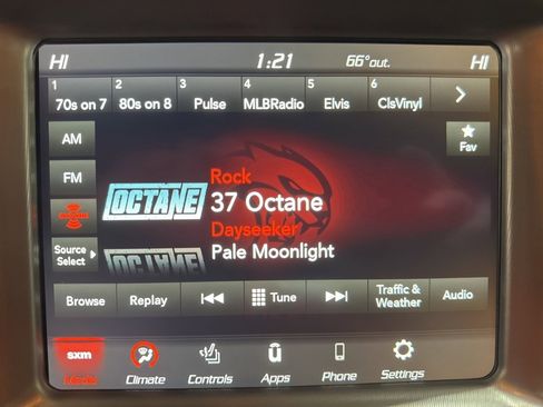 Used 2022 Dodge Charger R/T w/ Plus Group image 19