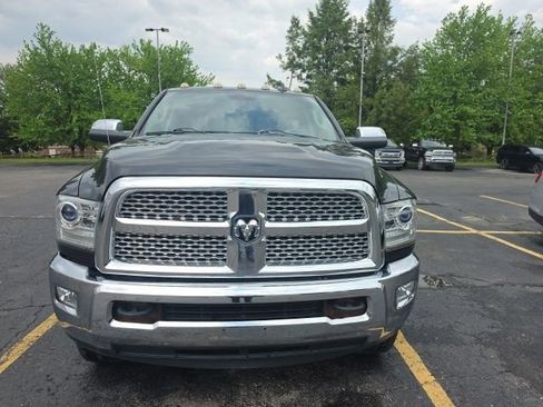 Used 2014 RAM 2500 Laramie AWD/4WD image 2