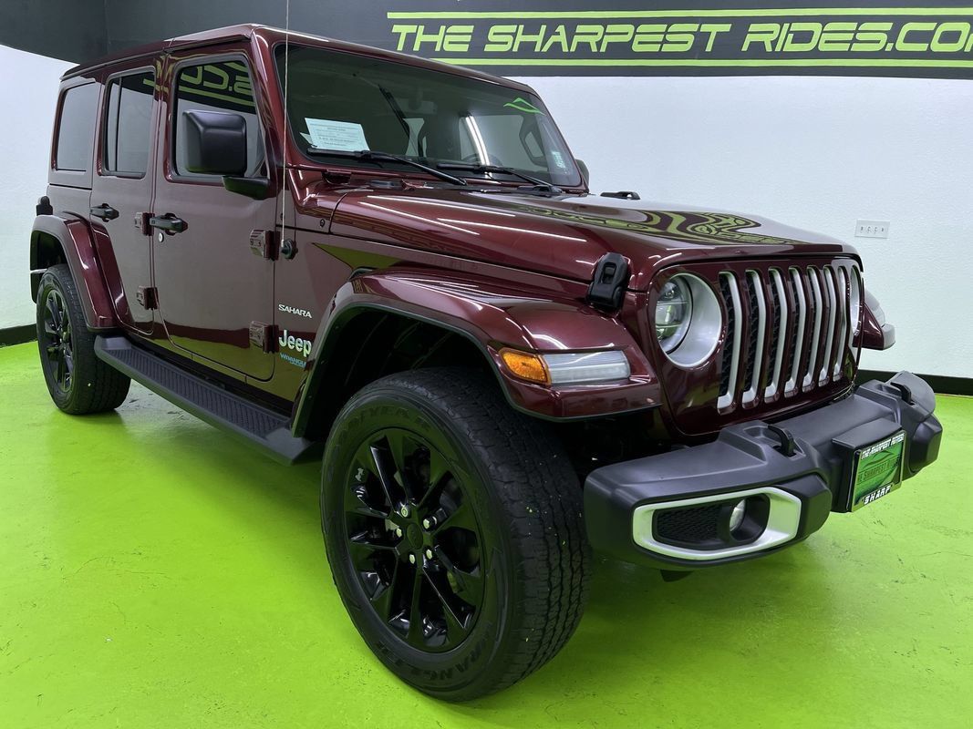 Used 2021 Jeep Wrangler Unlimited Sahara w/ Cold Weather Group AWD/4WD image 2