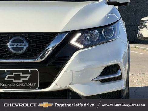 Used 2022 Nissan Rogue Sport SL image 4