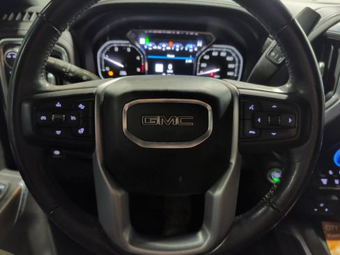 Used 2020 GMC Sierra 2500 SLT w/ Technology Package image 9