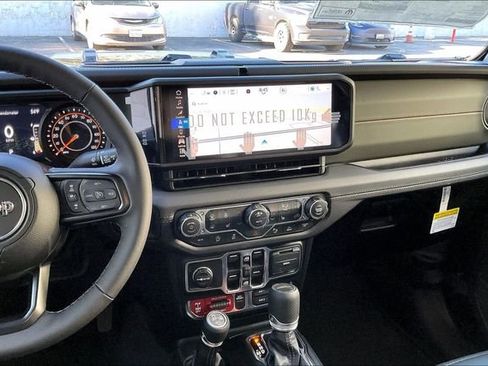 New 2026 Jeep Gladiator Mojave image 5