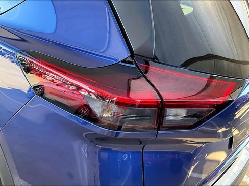 Certified 2023 Nissan Rogue SV w/ SV Premium B Package image 28