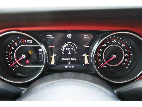Used 2021 Jeep Gladiator Rubicon AWD/4WD image 11