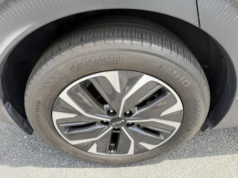 Certified 2024 Kia EV6 Light RWD image 44