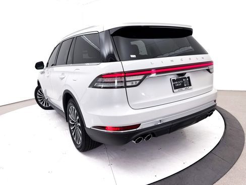 Used 2020 Lincoln Aviator Reserve w/ Elements Package Plus AWD/4WD image 8