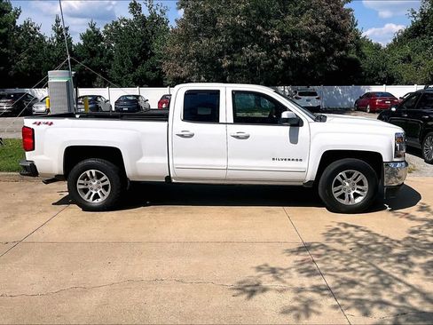 Used 2018 Chevrolet Silverado 1500 LT w/ All Star Edition AWD/4WD image 8