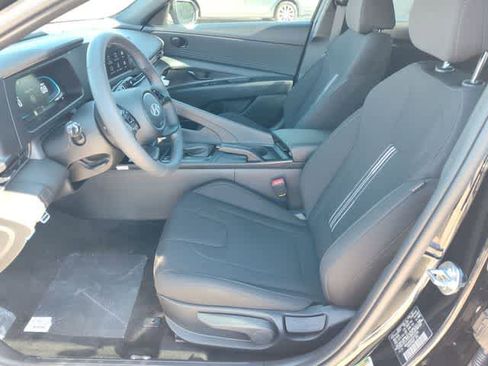 New 2026 Hyundai Elantra Sport FWD image 11