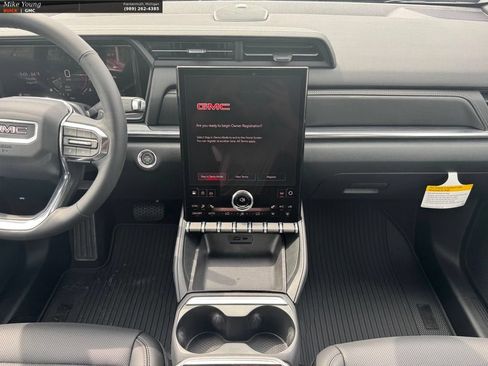 New 2027 GMC Terrain Elevation w/ Elevation Premium Package FWD image 12