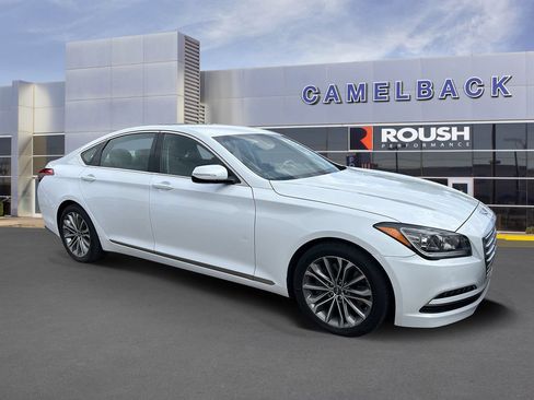 Used 2016 Hyundai Genesis 3.8 RWD image 5