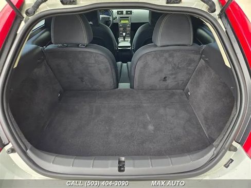 Used 2011 Volvo C30 T5 R-Design image 16