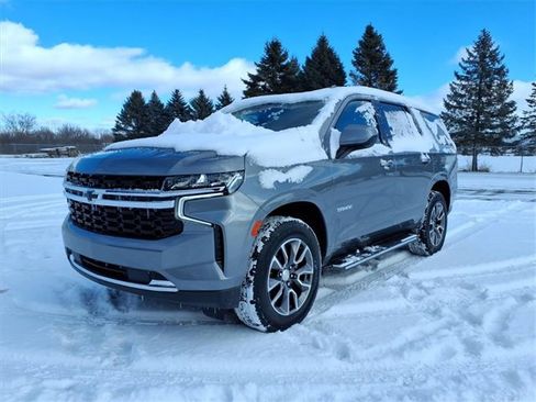 Used 2021 Chevrolet Tahoe LS image 3
