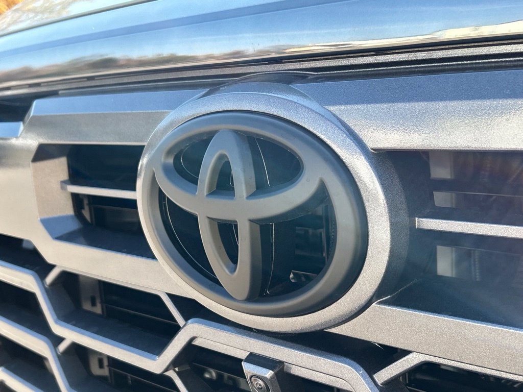 Used 2026 Toyota Tundra Platinum w/ TRD Off-Road Package AWD/4WD image 50