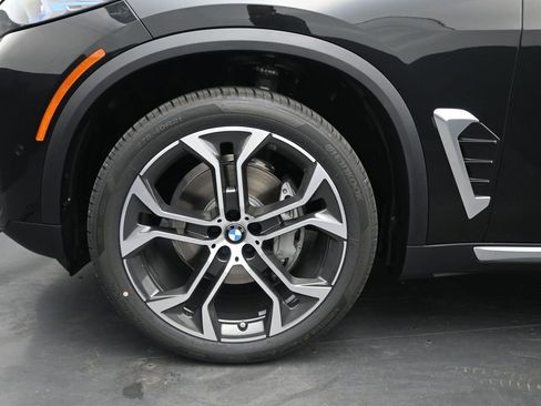 New 2026 BMW X5 xDrive40i AWD/4WD image 4