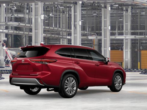 New 2026 Toyota Highlander Platinum image 10
