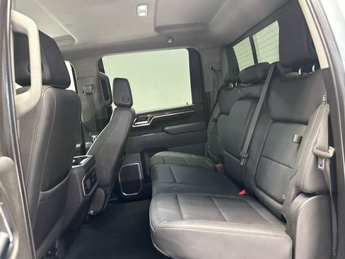 Used 2024 Chevrolet Silverado 2500 LTZ w/ LTZ Convenience Package AWD/4WD image 19