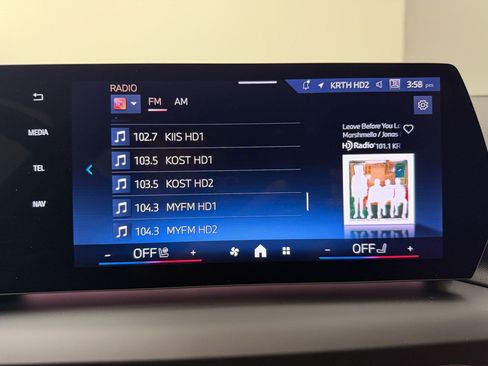 New 2026 BMW 228i w/ Technology Package FWD image 21