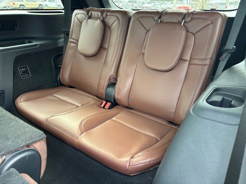 Used 2025 Lincoln Aviator Reserve w/ Equipment Group 201A image 15