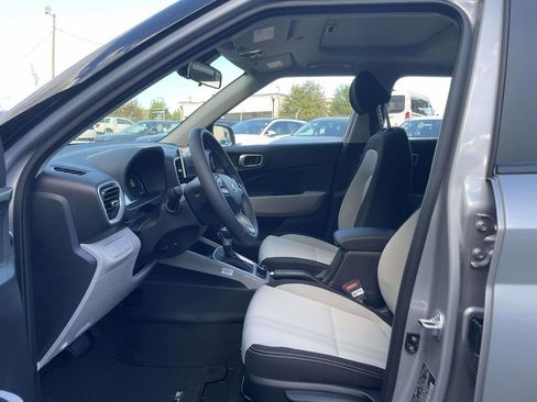 New 2026 Hyundai Venue SEL image 15