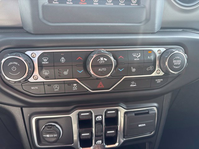 Used 2022 Jeep Wrangler Unlimited Sport AWD/4WD image 10