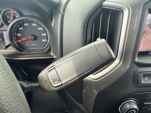 Used 2022 Chevrolet Silverado 1500 Custom image 40